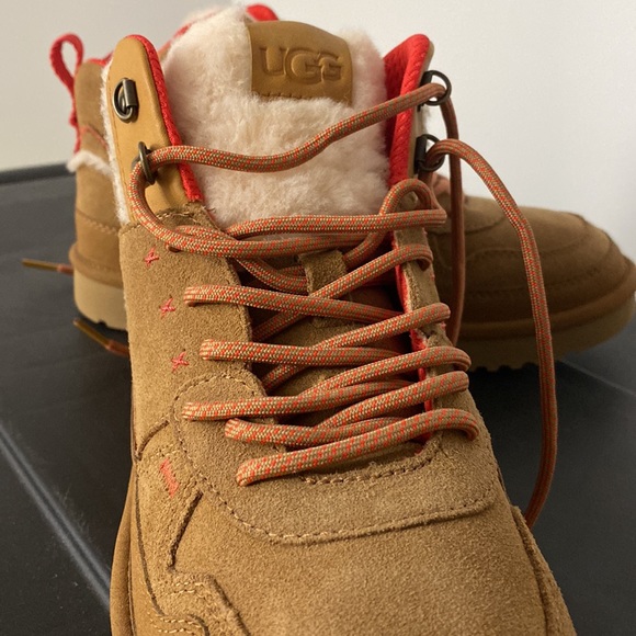 UGG HIGHLAND HERITAGE BOOT. BRAND NEW - Picture 3 of 5